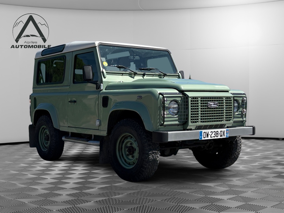 Land-Rover Defender 3  2.2 TD 122 HERITAGE EDITION
