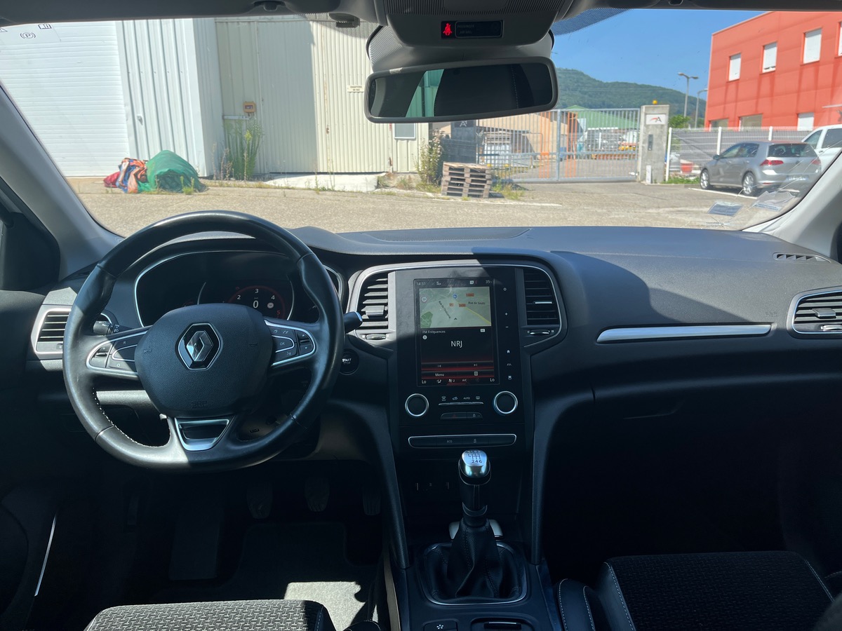 RENAULT Megane IV 1.6 DCI 130 ENERGY INTENS, Caméra de recul, GPS, R-LINK 2