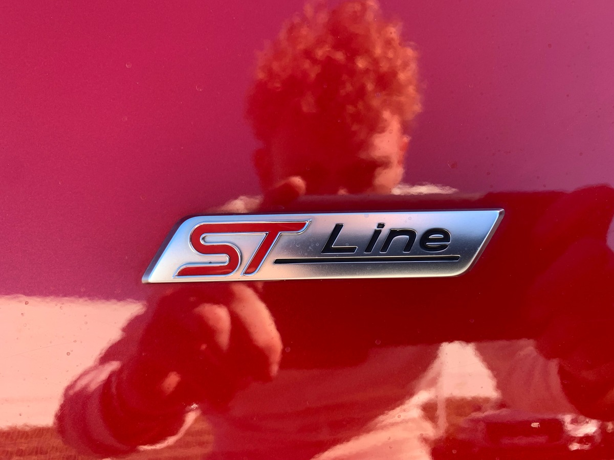 Ford Puma 125 | St-Line | 1iére MAIN | Attelage | Flexifuel équipé d'origine | Android Auto | Radar