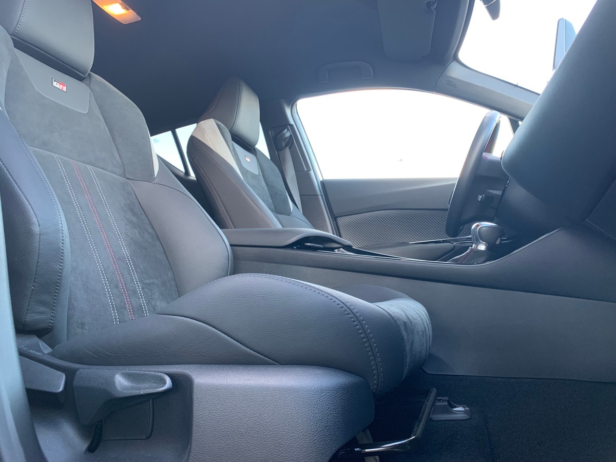 Toyota C-HR 122 ch | GR SPORT | Régulateur de vitesse adaptatif | Caméra de recul