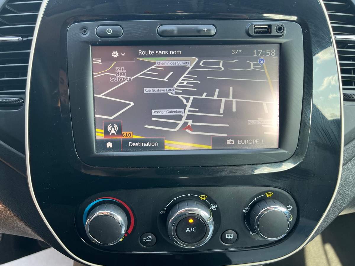 RENAULT Captur 0.9 TCE 90 CH ZEN