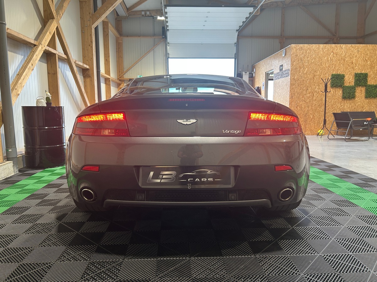 Aston Martin V8 Vantage 4.3 385 cv Boîte auto - Vidange Ok - Suivi Aston Martin