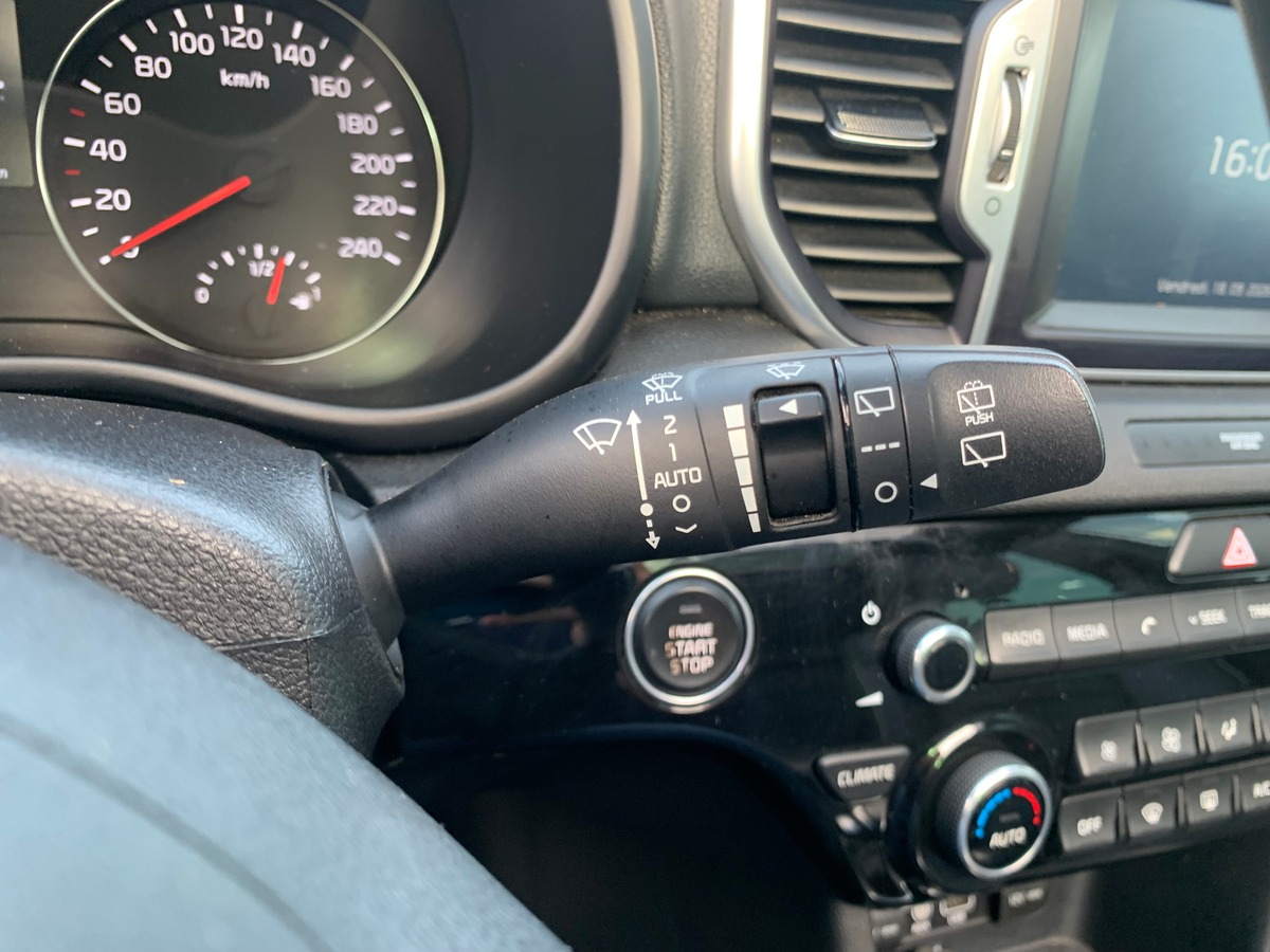 Kia Sportage 141 | GT LINE | Toit ouvrant panoramique | Caméra de recul | GPS | Régulateur vitesse