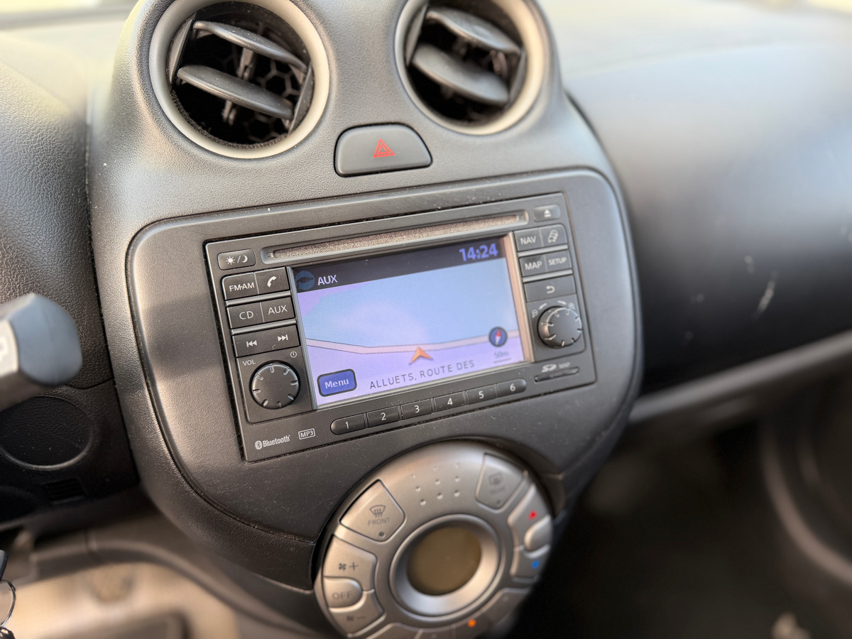 Nissan Micra IV 1.2 i 12V 80 cv - RADAR DE RECUL - CLIMATISATION - ECRAN GPS