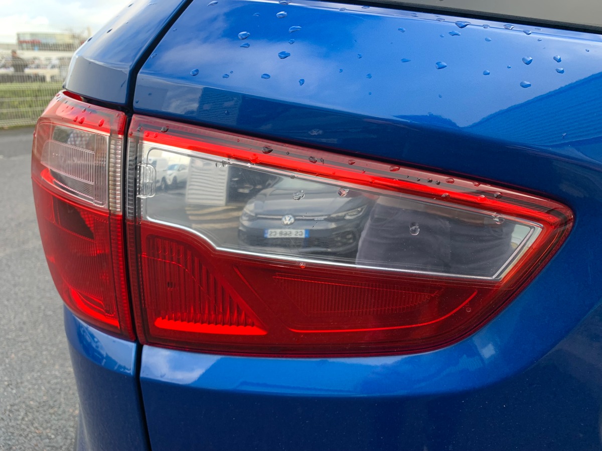 Ford EcoSport 125 | ST-LINE | Caméra de recul | Apple Car play | Régulateur de vitesse | Attelage