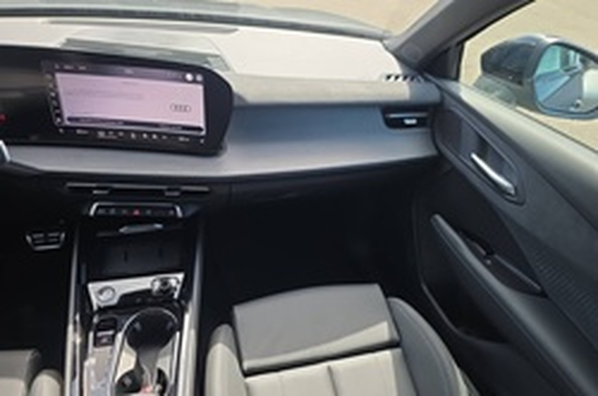 Audi Q3 Sportback E-HYBRID 272 CH S TRONIC 6 S LINE | PLUSIEURS COLORIS | Jantes Audi Sport