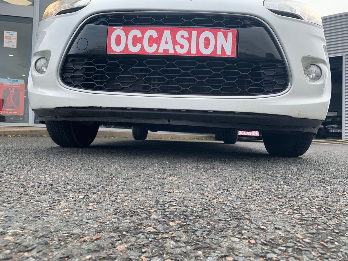 Citroën C3 68 ch | 2 Places | Régulateur de vitesse | Climatisation | Roue de secours homogène 15"