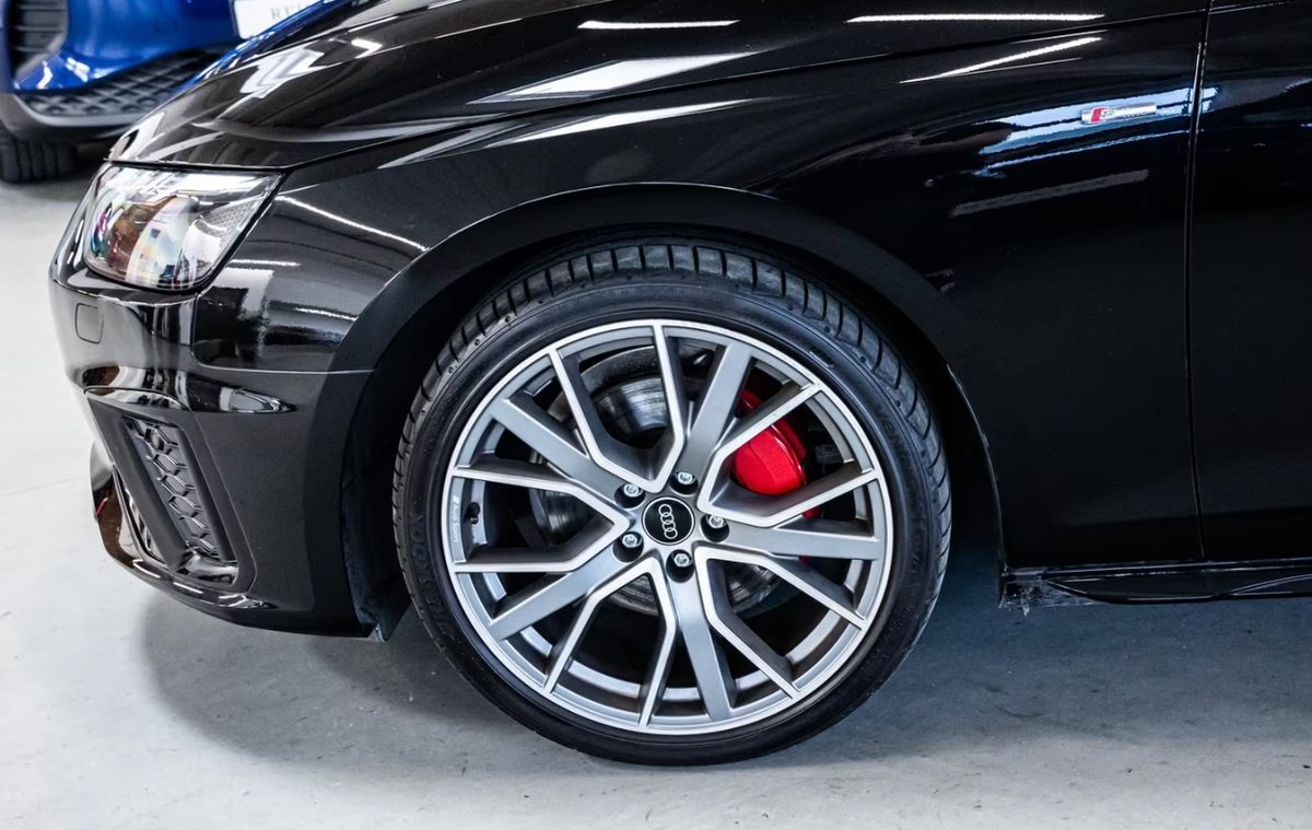 Audi A4 Avant V 40 TFSI 204ch Competition S tronic 7