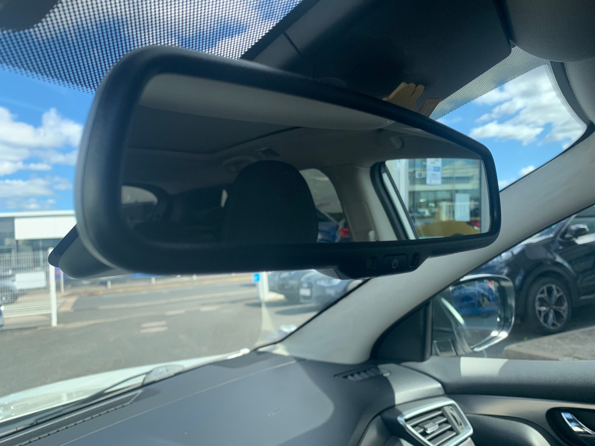 Nissan Qashqai 115 | Acenta | Toit panoramique | Caméra de recul | Régulateur vitesse | Roue secours