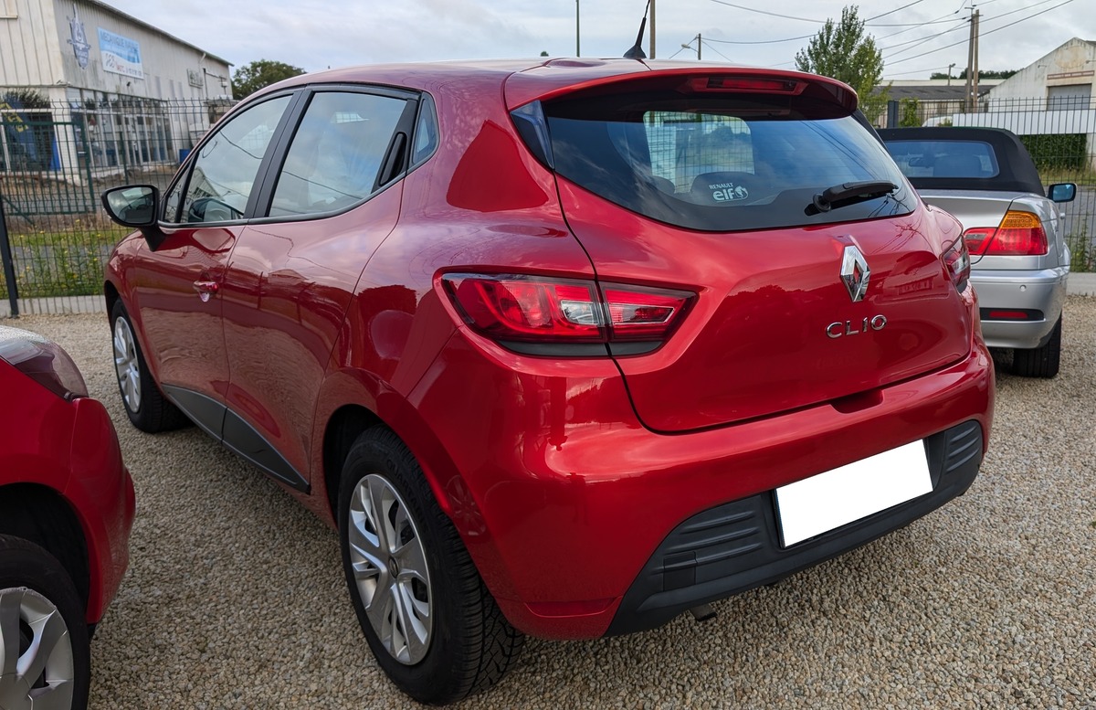 RENAULT Clio IV 1.2i 16v 75 Life