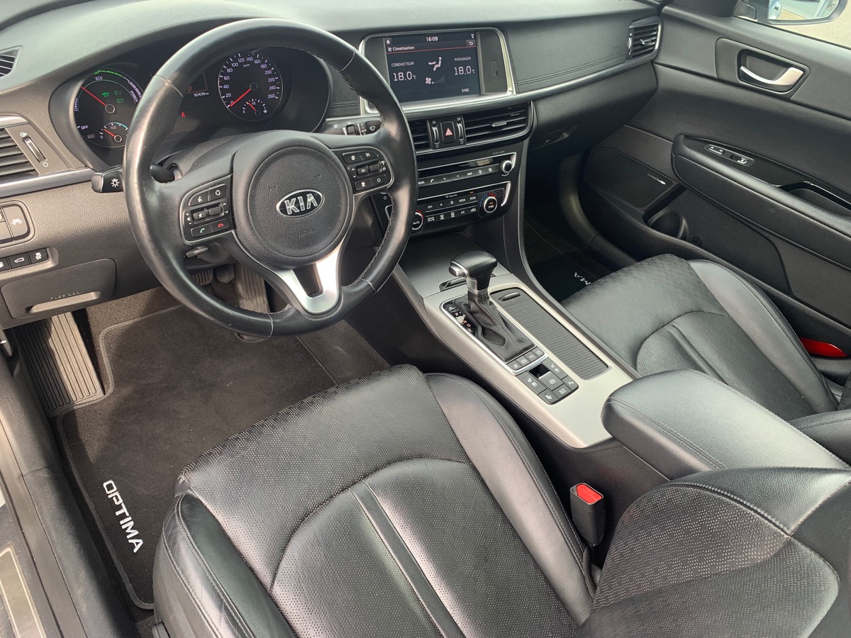 Kia Optima ULTIMA 2.0 GDI | 205 ch Hybride Rechargeable | Caméra recul 360°| Toit ouvrant électrique