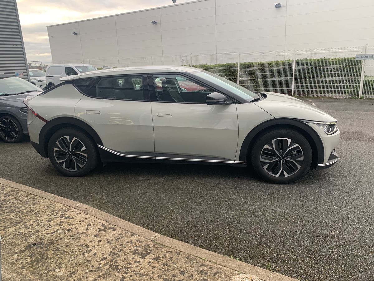 Kia EV6 229 | Active | Caméra recul | Démarrage sans clé | Radar arriére | Régulateur adaptatif