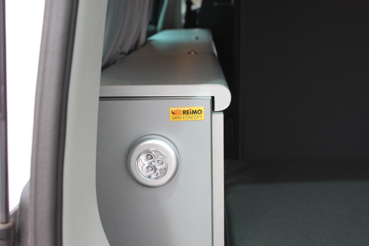 Volkswagen Transporter T6.1 TDi 150 ch DSG 7 AMENAGEMENT REIMO CITY VAN + CAMERA - CARPLAY - SOLAIRE