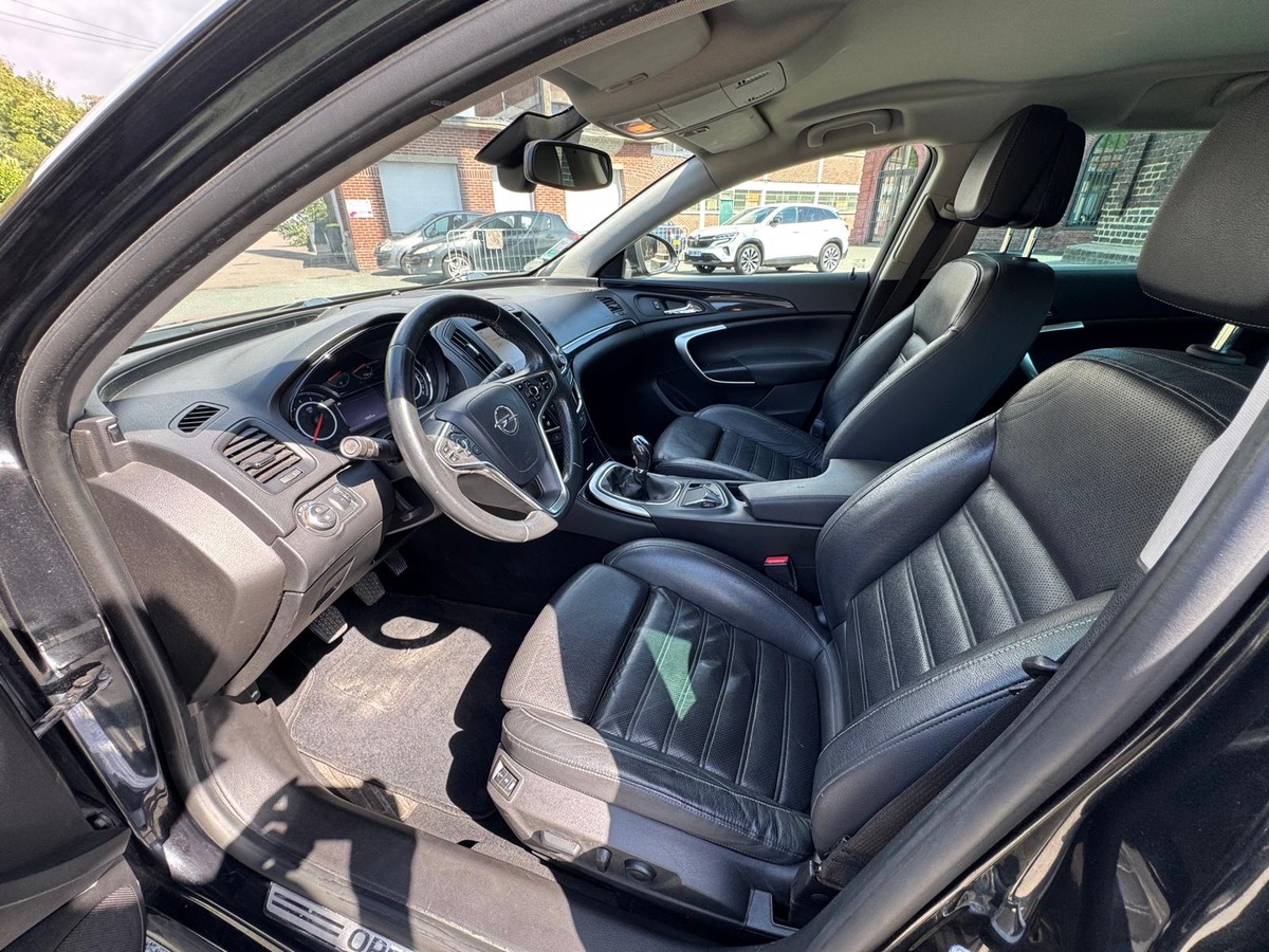 Opel Insigna Sport Tourer 2.0 CDTI 140cv COSMO PACK - Garantie