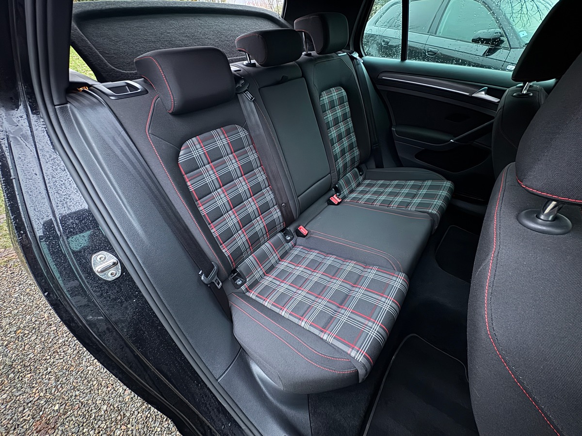 Volkswagen Golf 7 GTI 230CH Perfomance