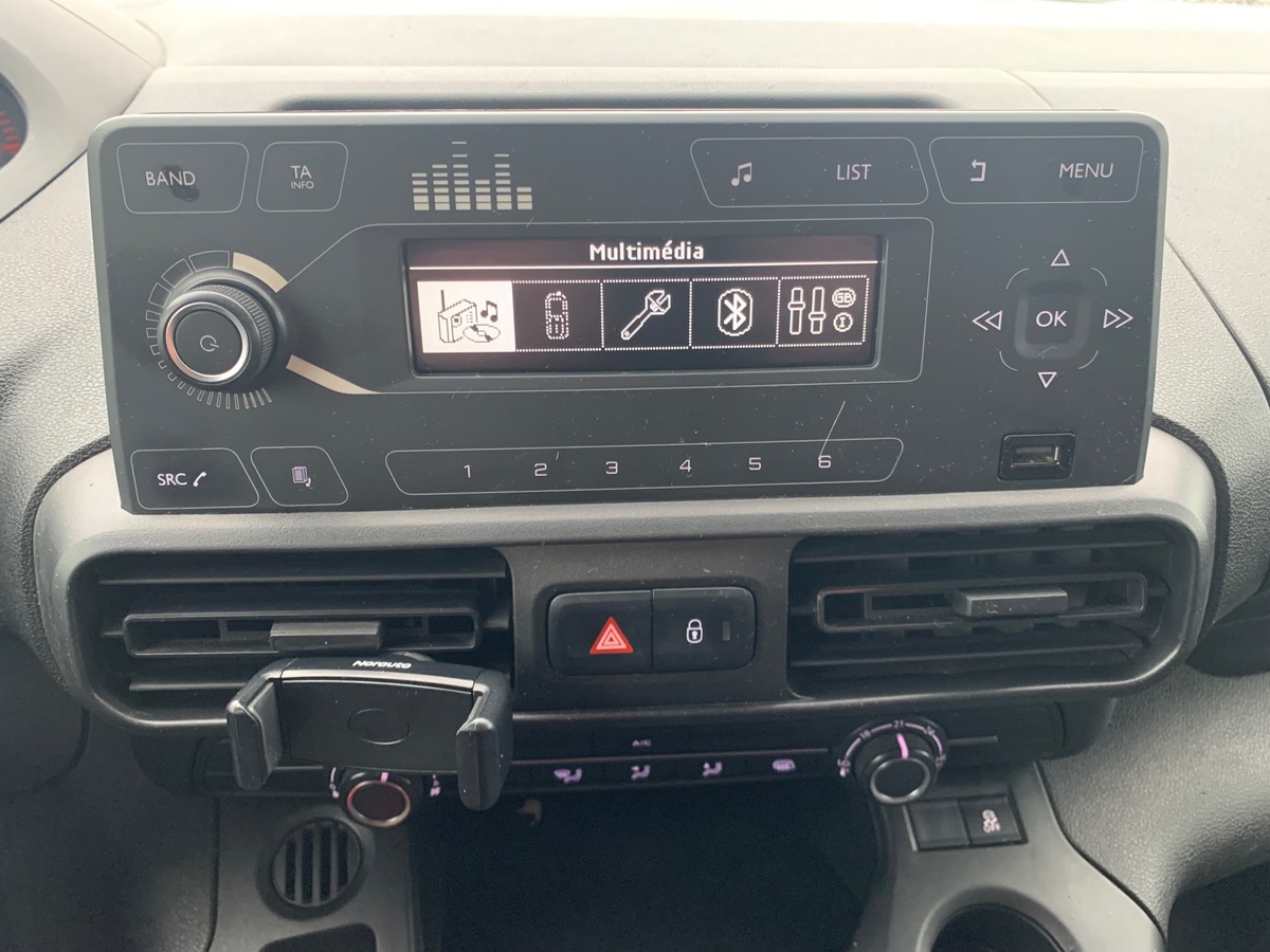 Peugeot Partner 100 ch | PREMIUM | Régulateur de vitesse | Radar de recul | Climatisation | 3 places