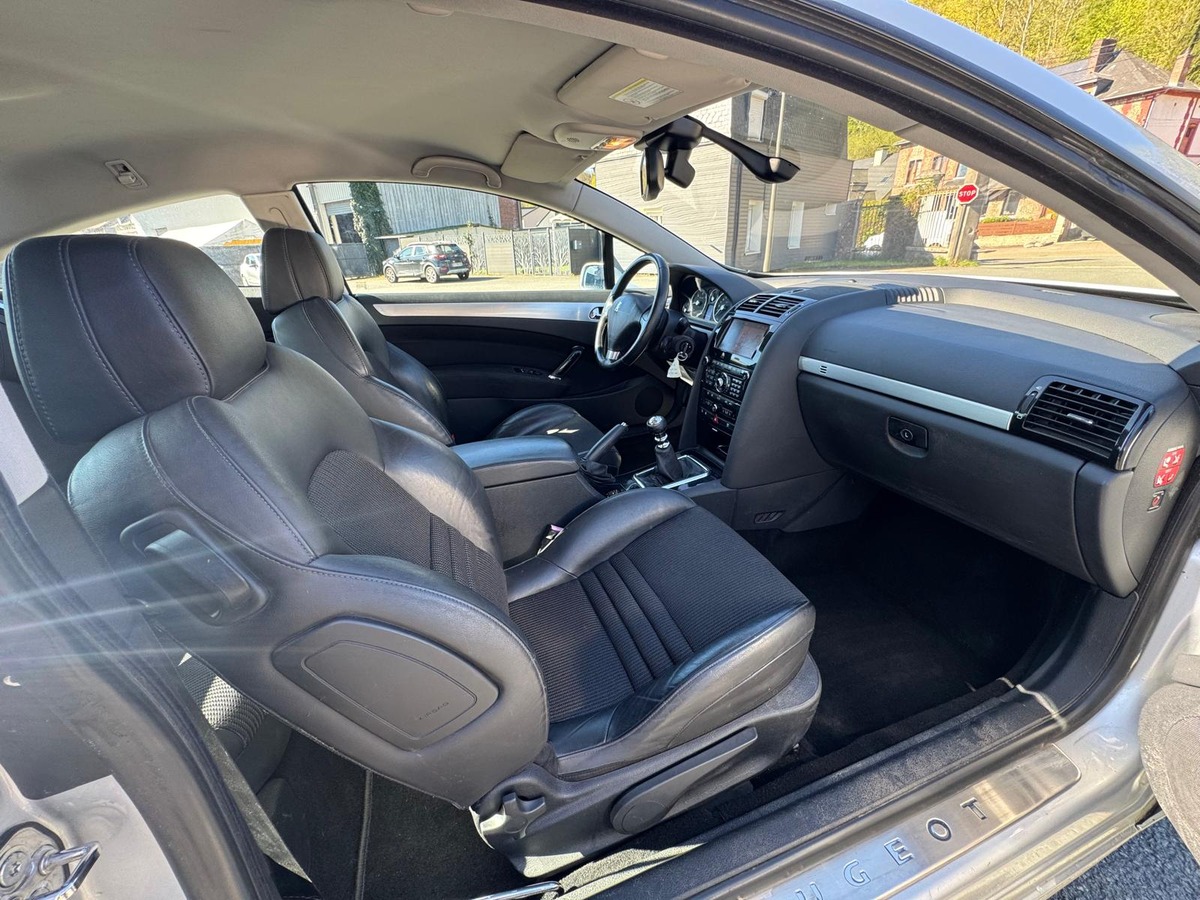 Peugeot 407 Coupe 2.0 HDI 135ch Elixir