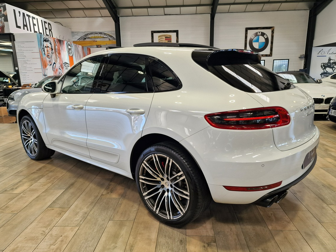 Porsche MACAN TURBO 400cv TOIT OUVRANT/ BOSE/ PDLS+ j