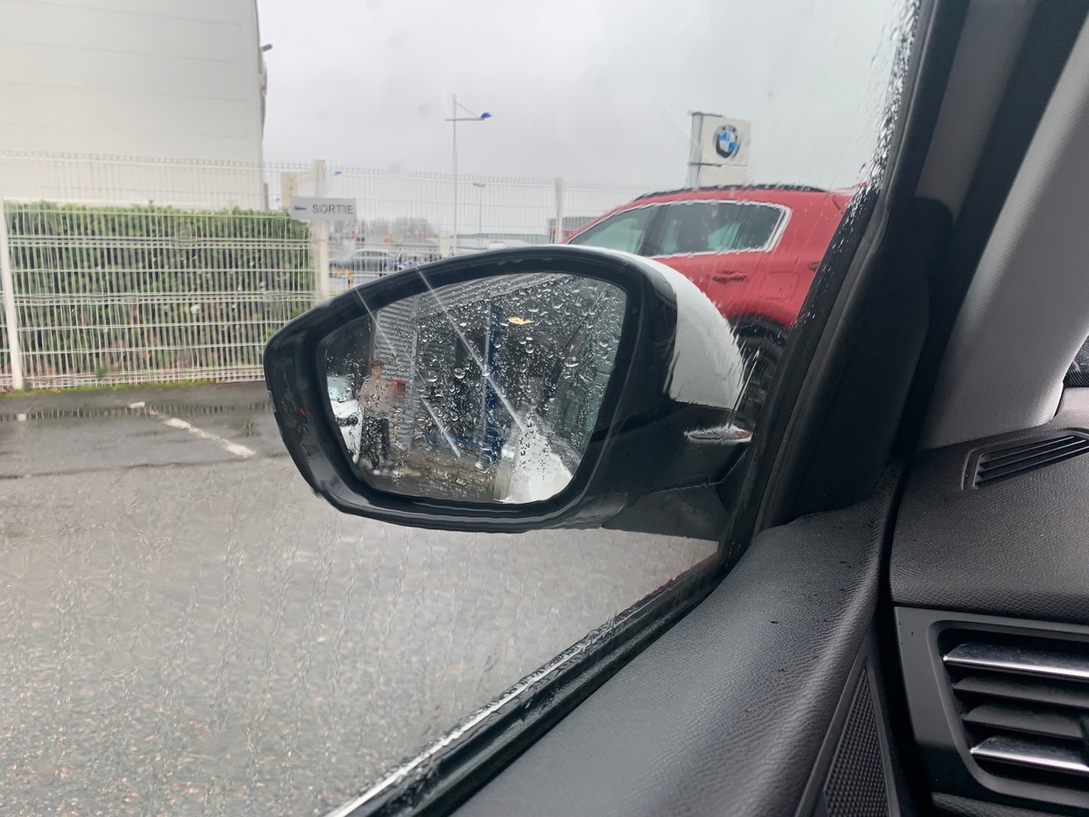 Peugeot 308 SW 130 ch | Allure | Régulateur vitesse | Mirror Screen | Attelage | Radars stationnement