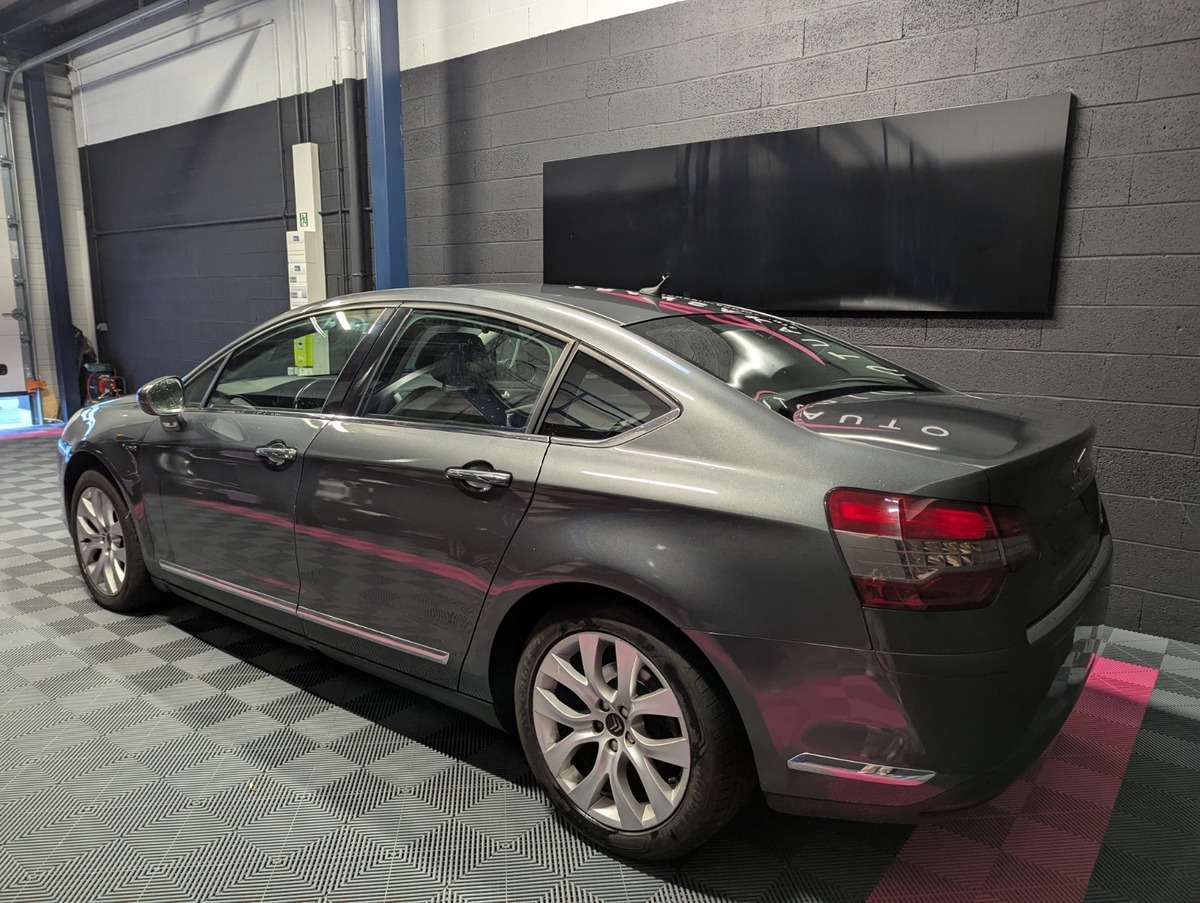 Citroën C5 2.2 HDi 200 FAP Exclusive+  DISTRI FAITE