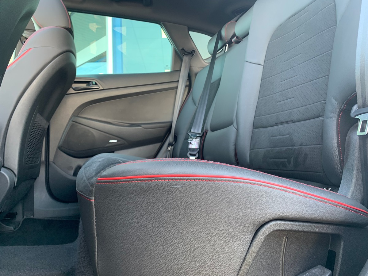 Hyundai Tucson 136 | 1.6 CRDI | Hybrid 48V | N-line Executive | Toit ouvrant panoramique | Attelage