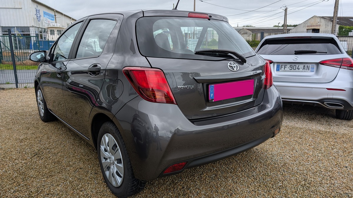 Toyota Yaris III 1.0 VVTi 70
