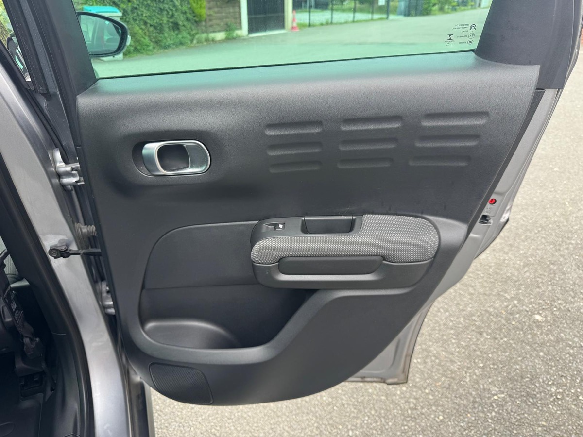 Citroën C3 Aircross 1.2 130CV EAT6 Shine - boite automatique