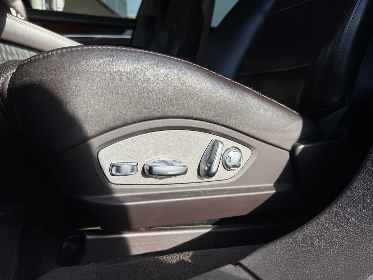 Porsche Panamera Turbo 970 4.8 i V8 PDK 500 cv Full Options - Entretiens Porsches