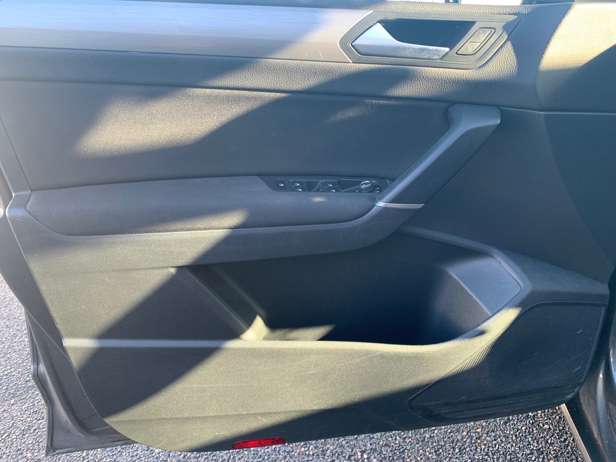 Volkswagen Touran 110 ch | 7 Places | Attelage | GPS | Radar de Stationnement Avant et Arriére