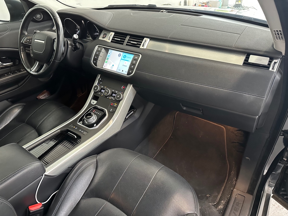 Land-Rover Range Rover Evoque TD4 180cv SE DYNAMIC BVA Toit panoramique / CarPlay