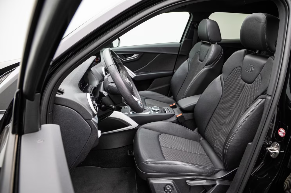 Audi Q2 35 TFSI 150ch S line S tronic 7 Toit ouvrant Feux matriciels