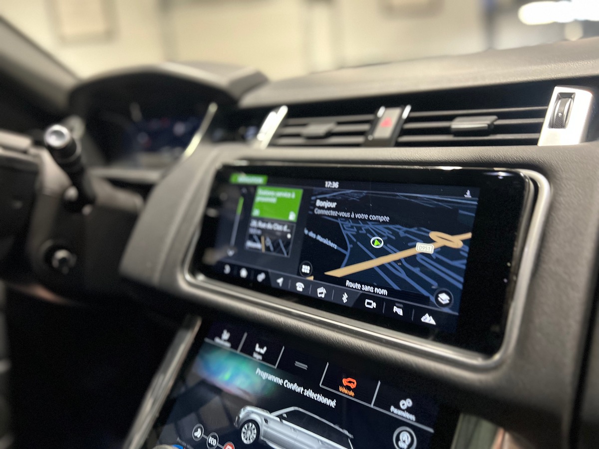 Land-Rover Range Rover Sport HSE IV P400 e Hybride PHEV 404 DYNAMIC + Attelage Amovible H