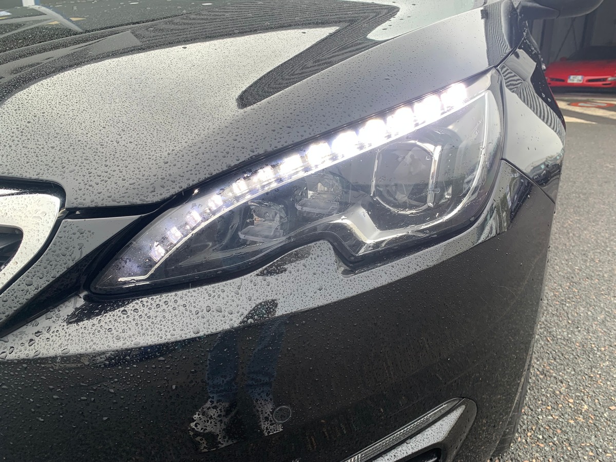 Peugeot 308 180 chevaux | GT | Toit panoramique | Caméra de recul | Régulateur de vitesse | GPS