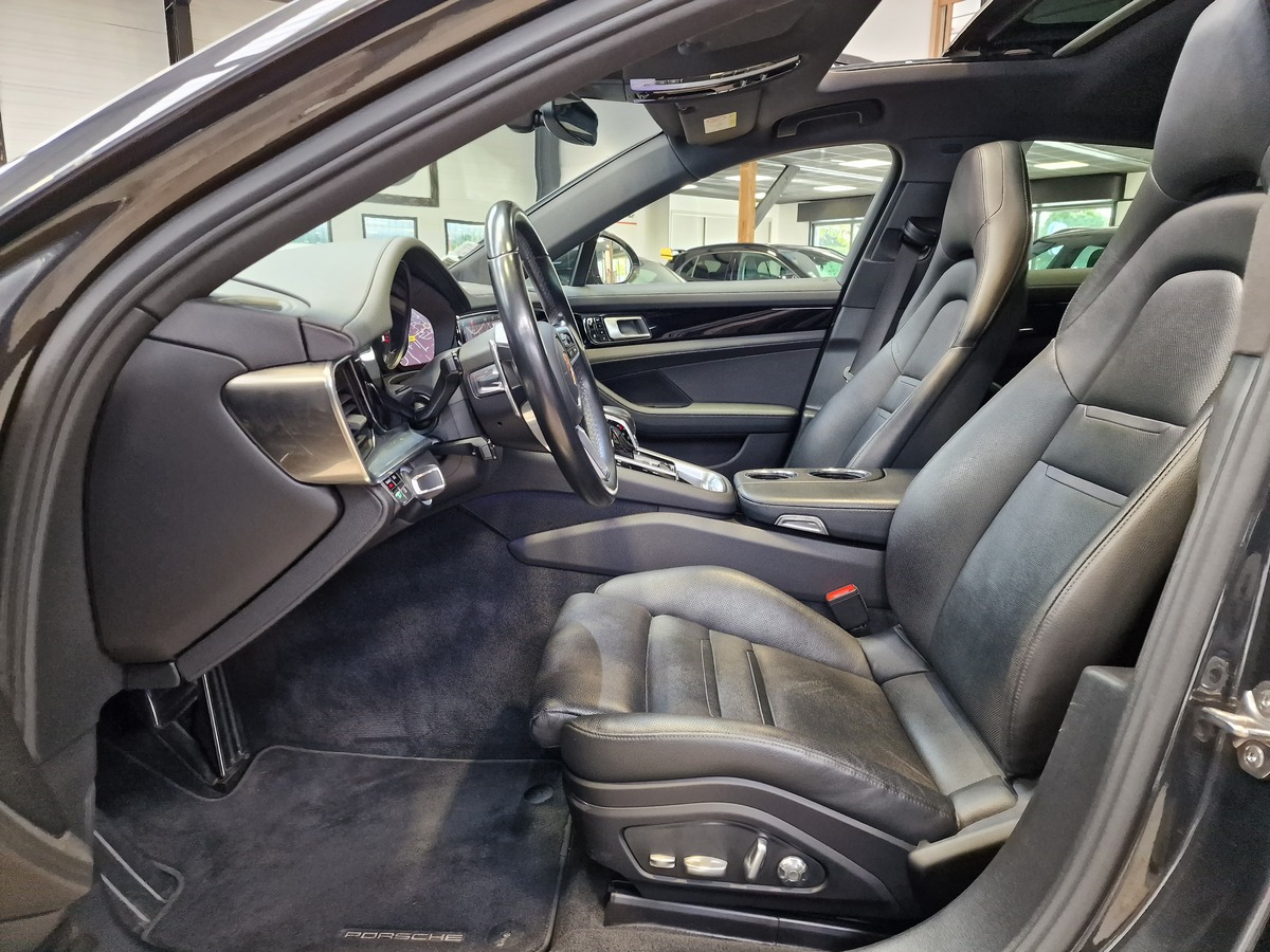 Porsche Panamera 2.9 L 462 cv FULL OPTIONS 