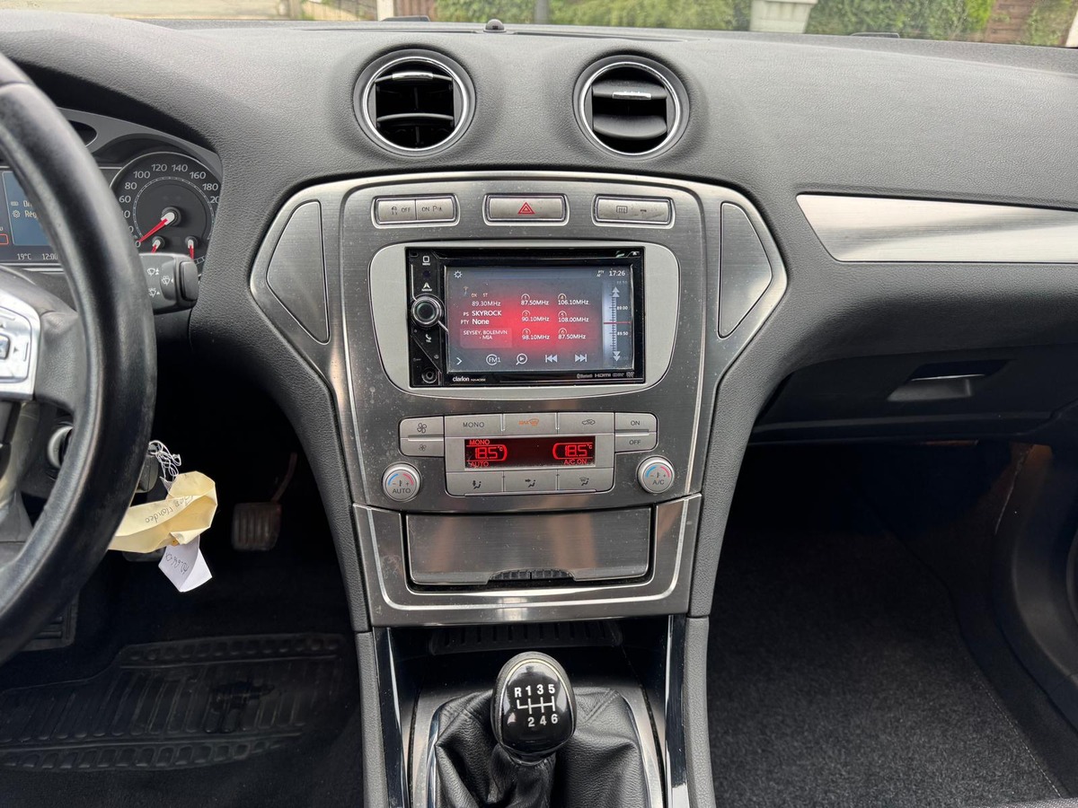Ford Mondeo 1.8 TDCI 125cv Titanium - Garantie