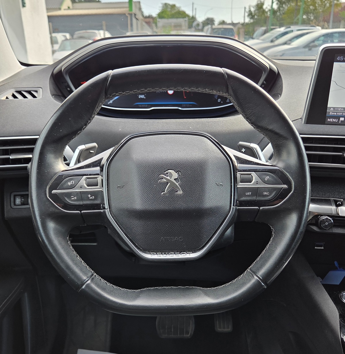 Peugeot 3008 1.6 BHDI 120 CV PACK ALLURE / 1*MAIN