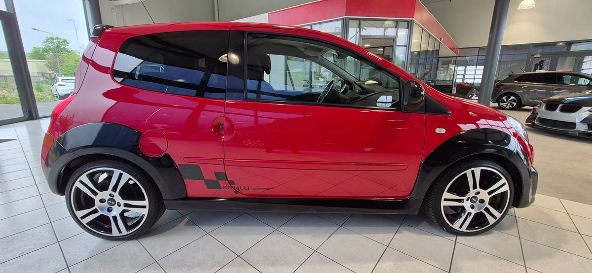 RENAULT Twingo RS 130CV
