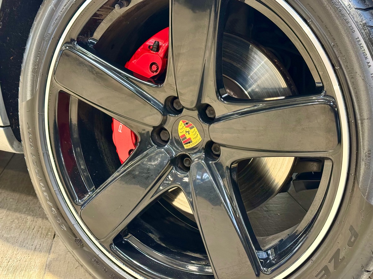 Porsche Macan GTS 3.0 360 PDK7 Options +++ d