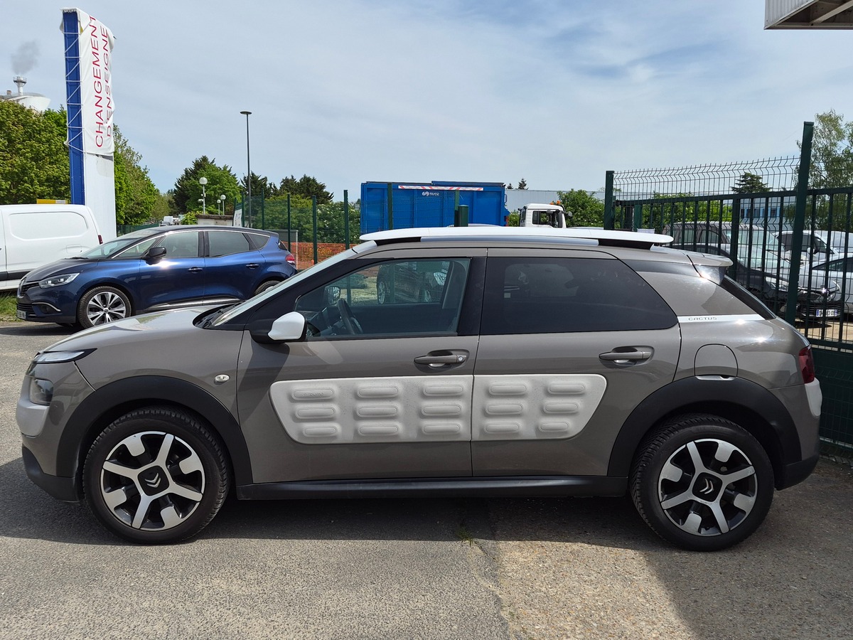 Citroën C4 Cactus 1.6 BHDI 100 SHINE ETG6