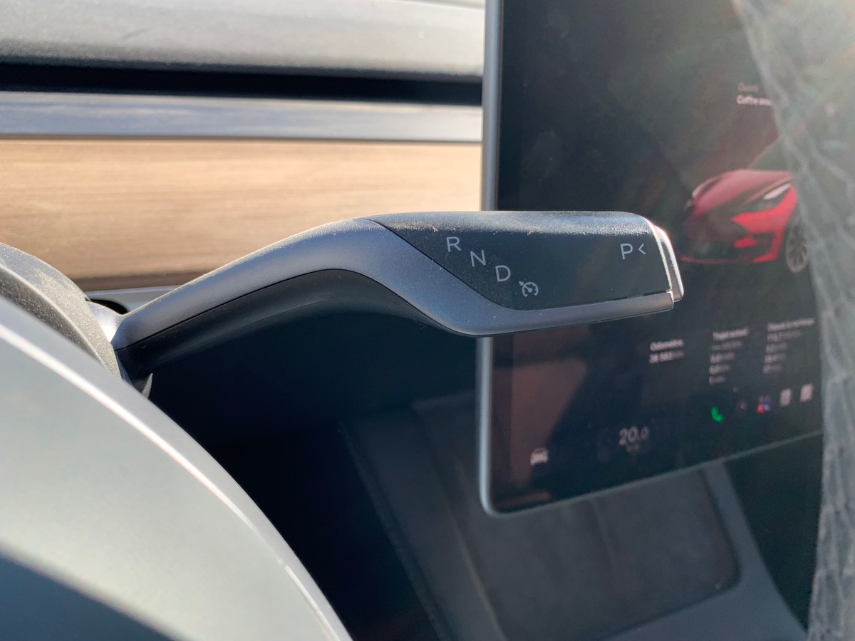 Tesla Model 3 283 ch | Caméra recul | Toit panoramique | GPS | Cuir | Sièges électriques chauffants