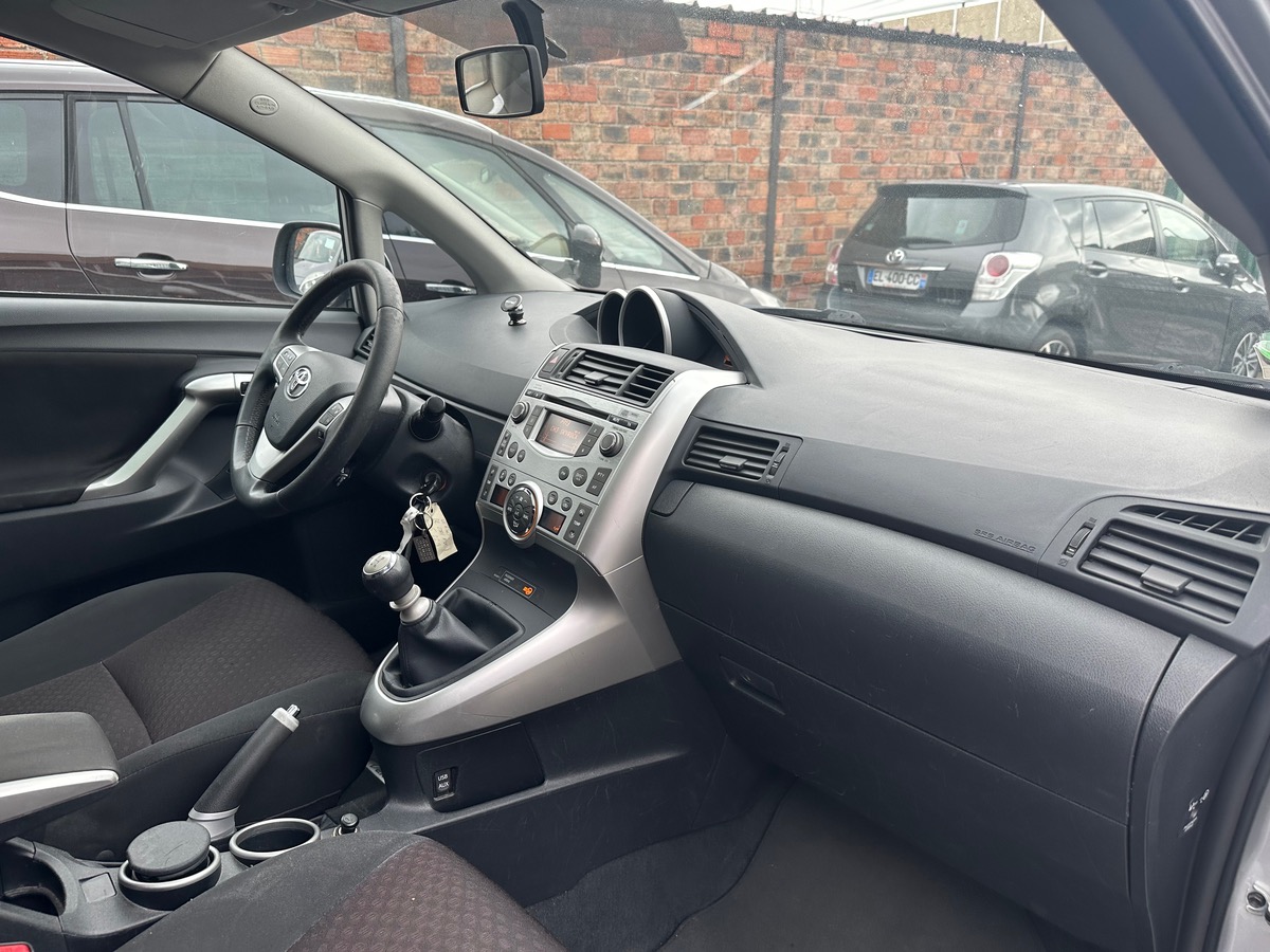 Toyota Verso D-4D 126 CH 4XCARTE 