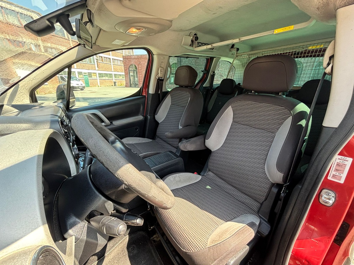 Peugeot Partner 1.6 HDi Outdoor Pack - ATTELAGE -  Révisé - Garantie