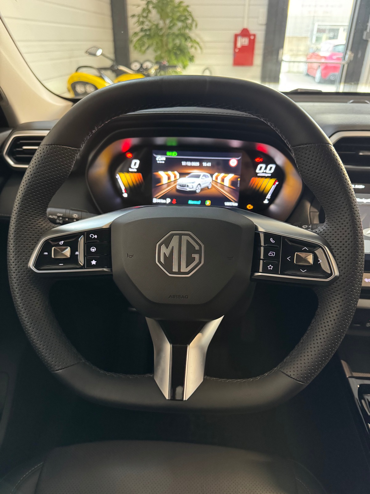 MG ZS 1.5 L Hybrid+ 197 ch Luxury