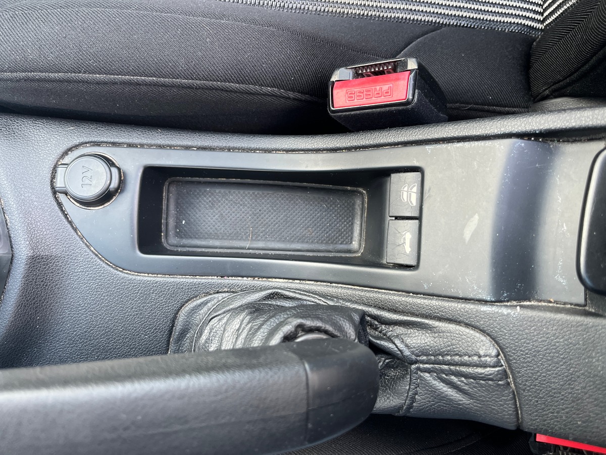 Peugeot 308 CC SPORT PACK 2.0 HDI 163ch, GPS, RADAR AVANT/ARRIERE