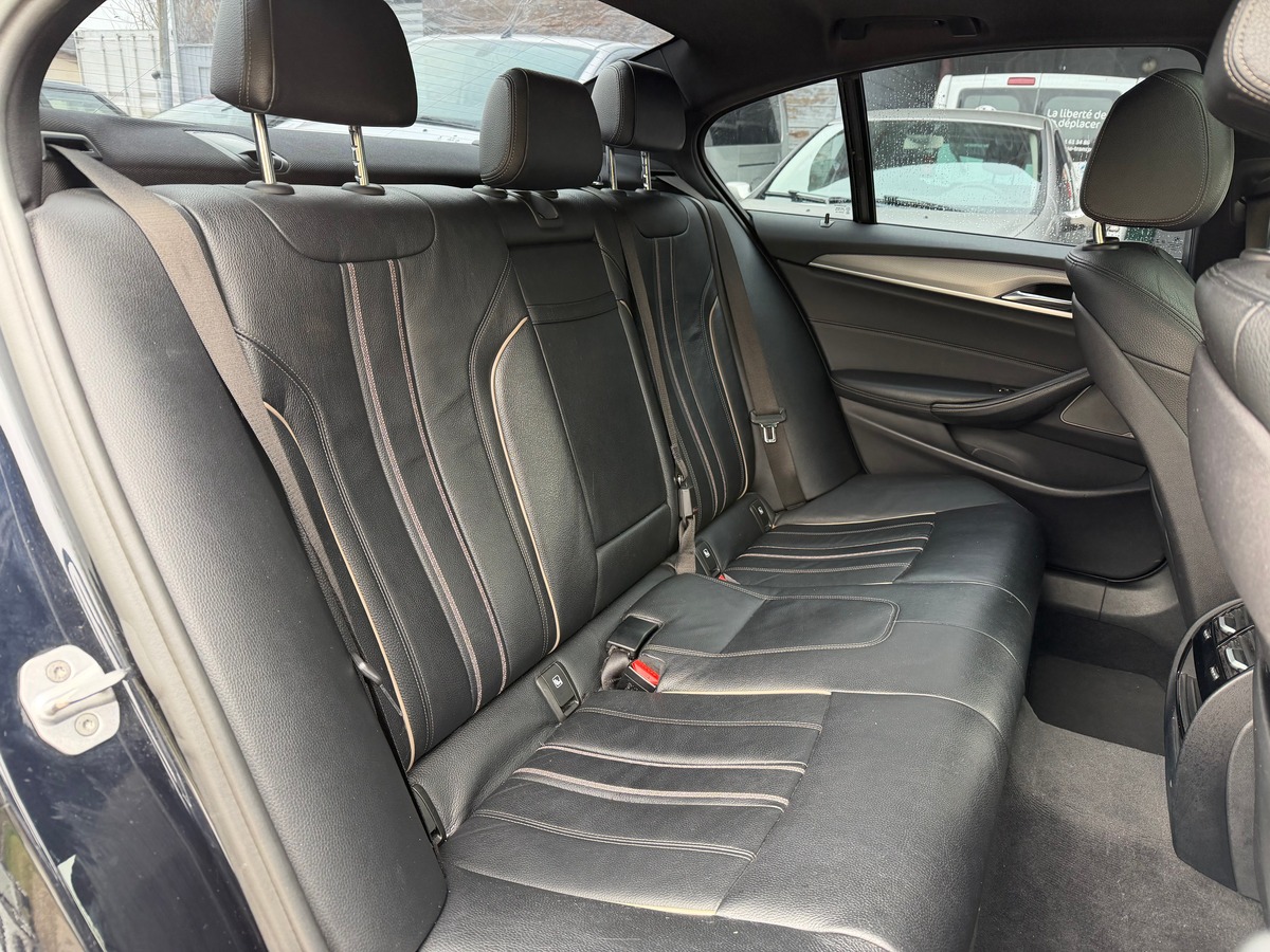 Bmw Série 5 G30 520D xDrive 190 ch BVA 8 M Sport Harman Kardon / Toit ouvrant / Caméra 360°