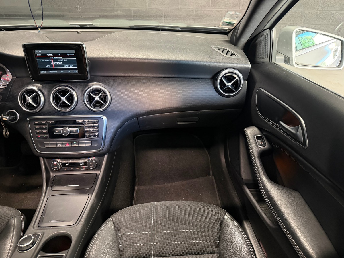Mercedes Benz Classe A 180 cdi Sensation / Toit Panoramique Ouvrant