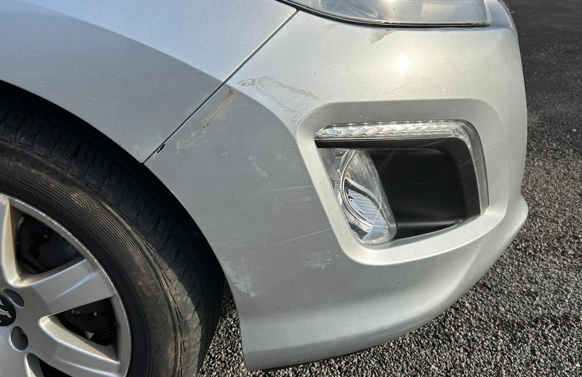 Peugeot 308 eHDI 1.6 (112 ch)