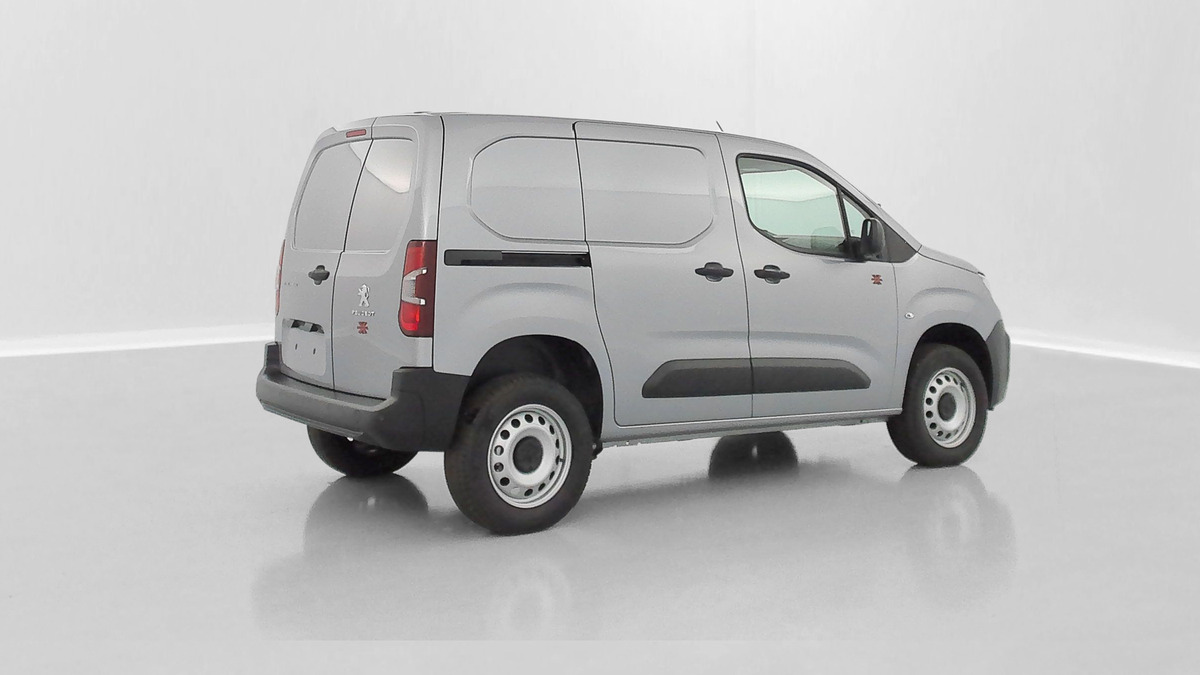 Peugeot Partner M 650 1.5 BlueHDi 130 ch 4WD by DANGEL | 26600 euros hors taxes | Radar arrière