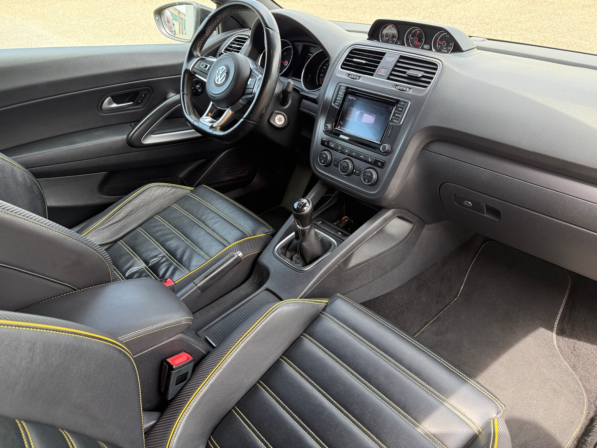Volkswagen Scirocco II Phase 2 2.0 TDI 184 Bluemotion Technology, Edition CLUB, Suivi Complet.