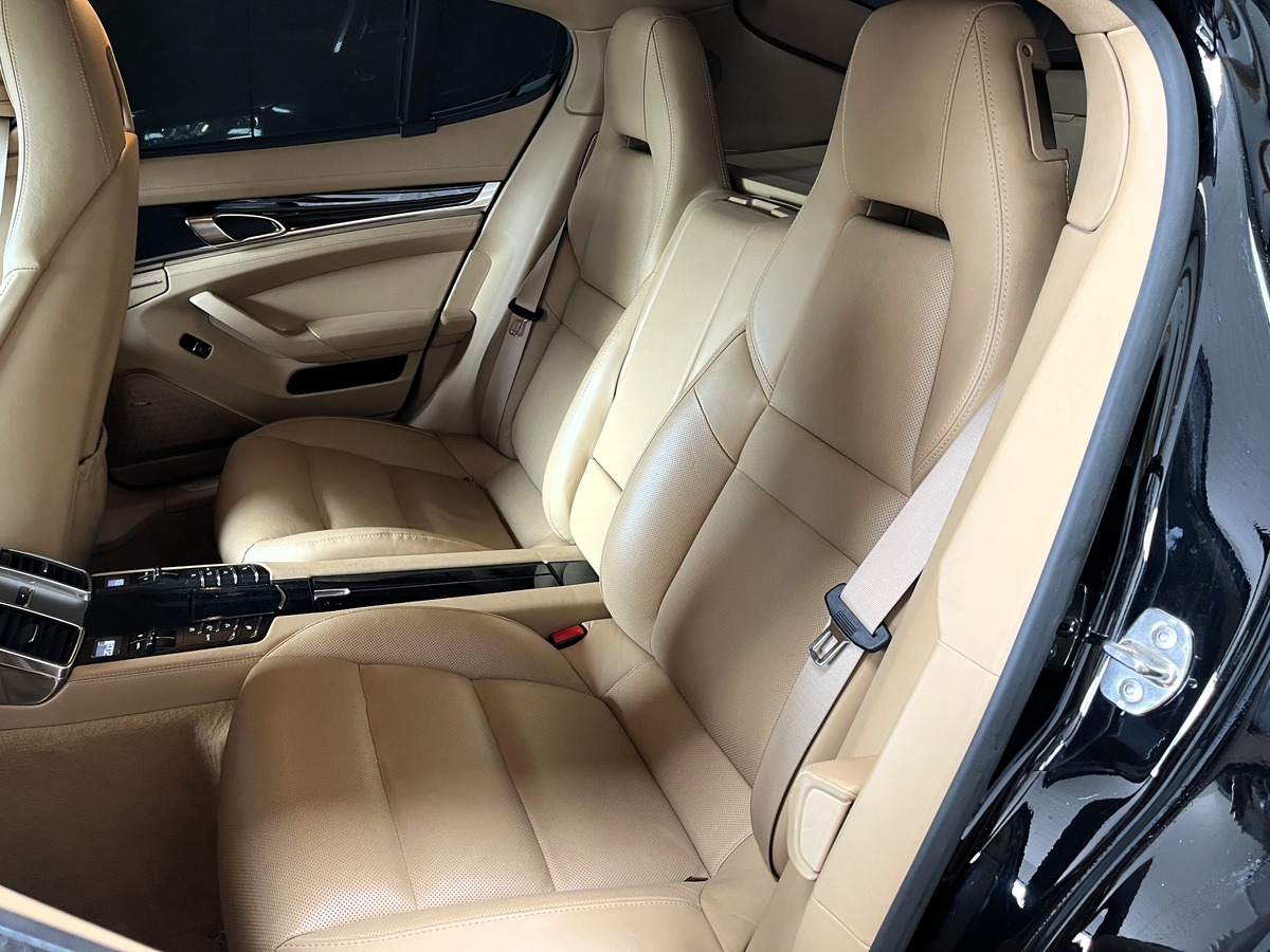Porsche Panamera 4S 4.8 V8 400 PDK